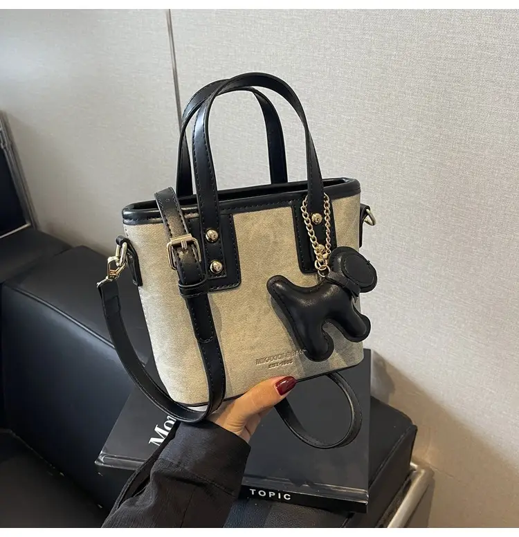 Cross-Border Women's Bucket Bag 2026 Grey Black Gold Chain — feature 9