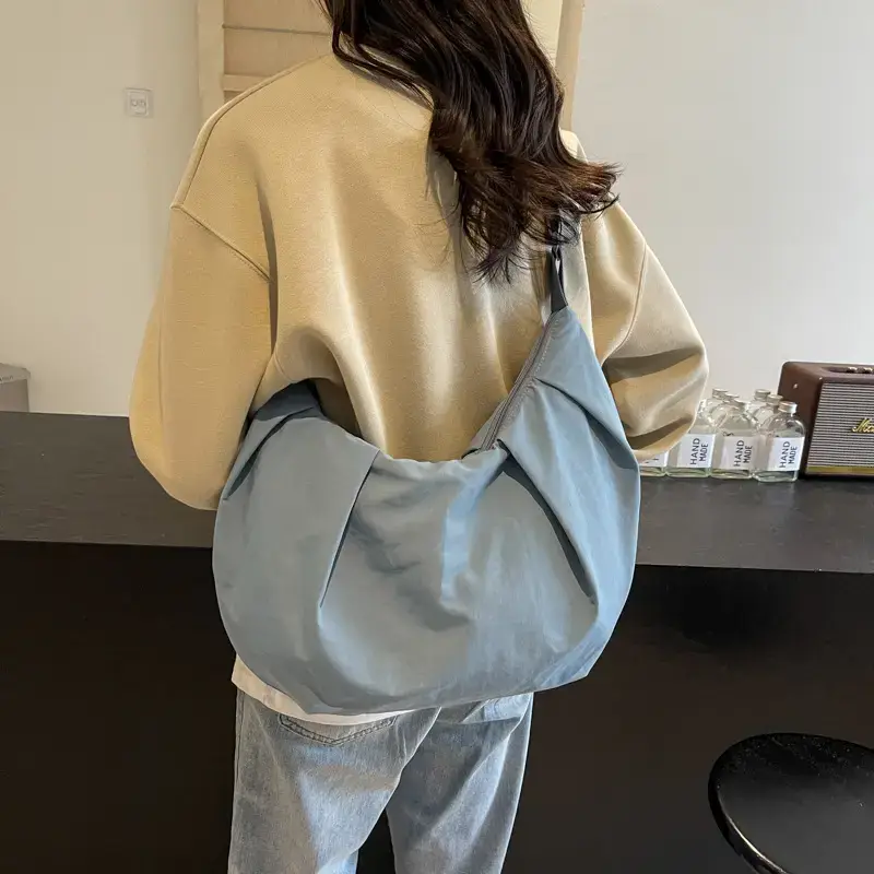 Black Lightweight Shoulder Bag for Women - Image 9