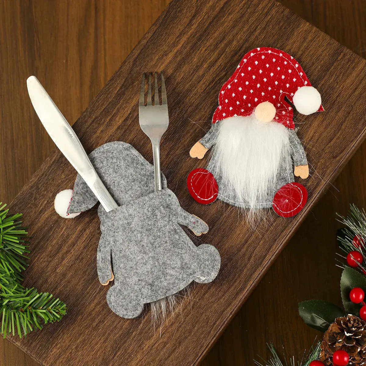 Rudolph Gnome Tableware Set Red White - Image 7