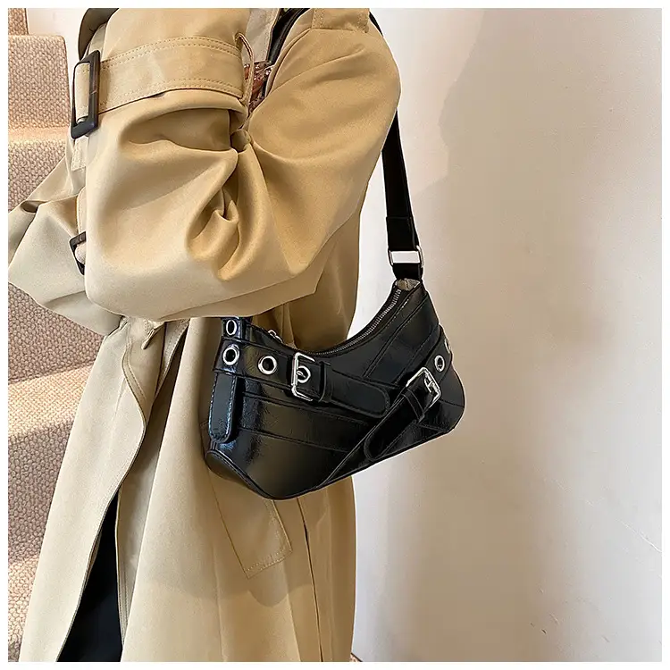 Vintage Brown Leather Shoulder Bag for Women — feature 18