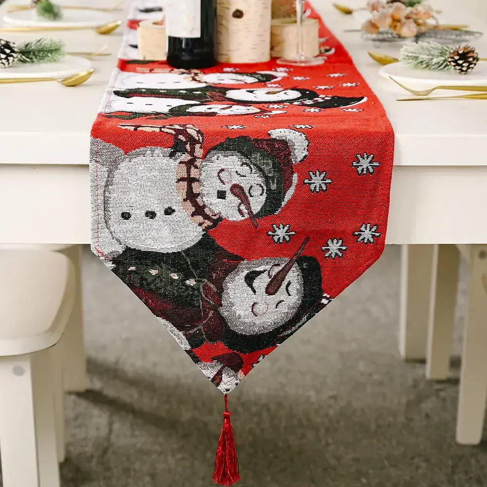 Knitted Red Rose Table Flag Decor for Christmas - Image 5