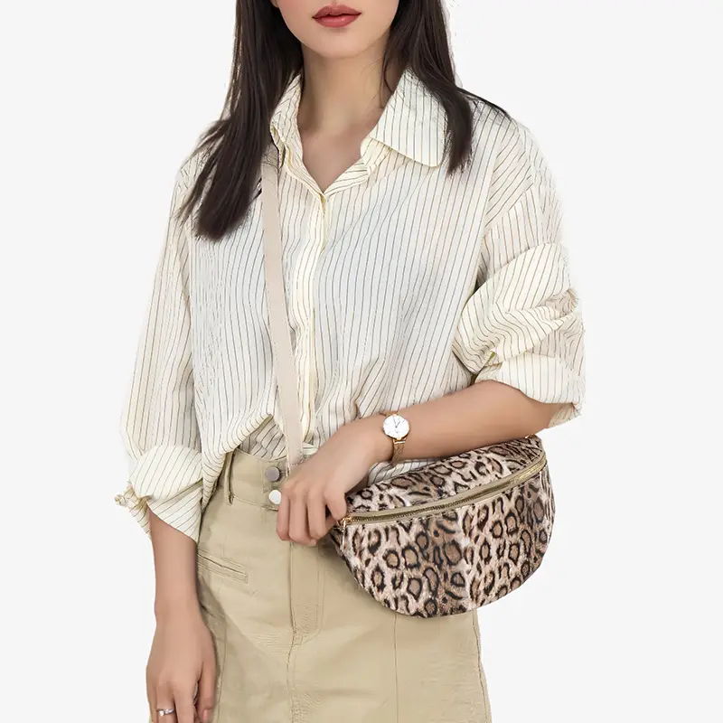 Women's Leopard Print Dot Crossbody Bag