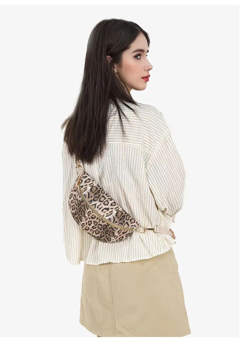 Women's Leopard Print Dot Crossbody Bag — feature 6