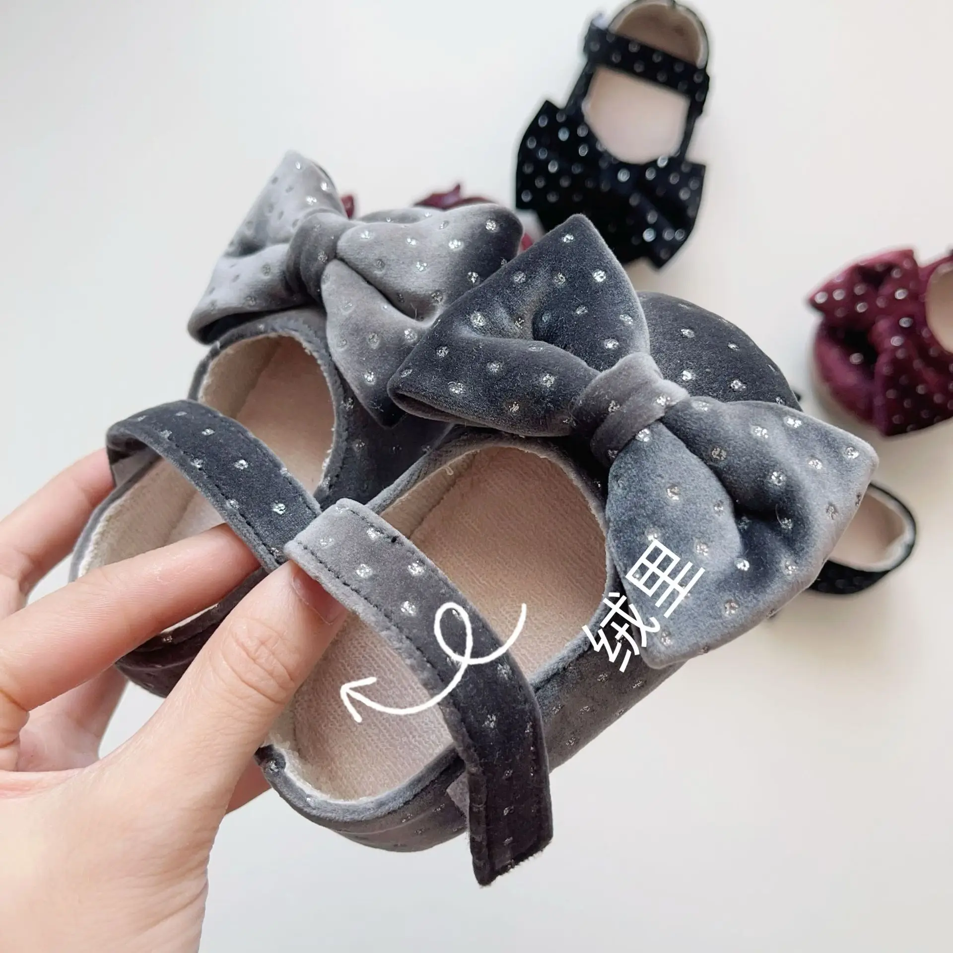 Baby Bow Bowties Soft Velvet Shoes Winter Anti-Slip β feature 7