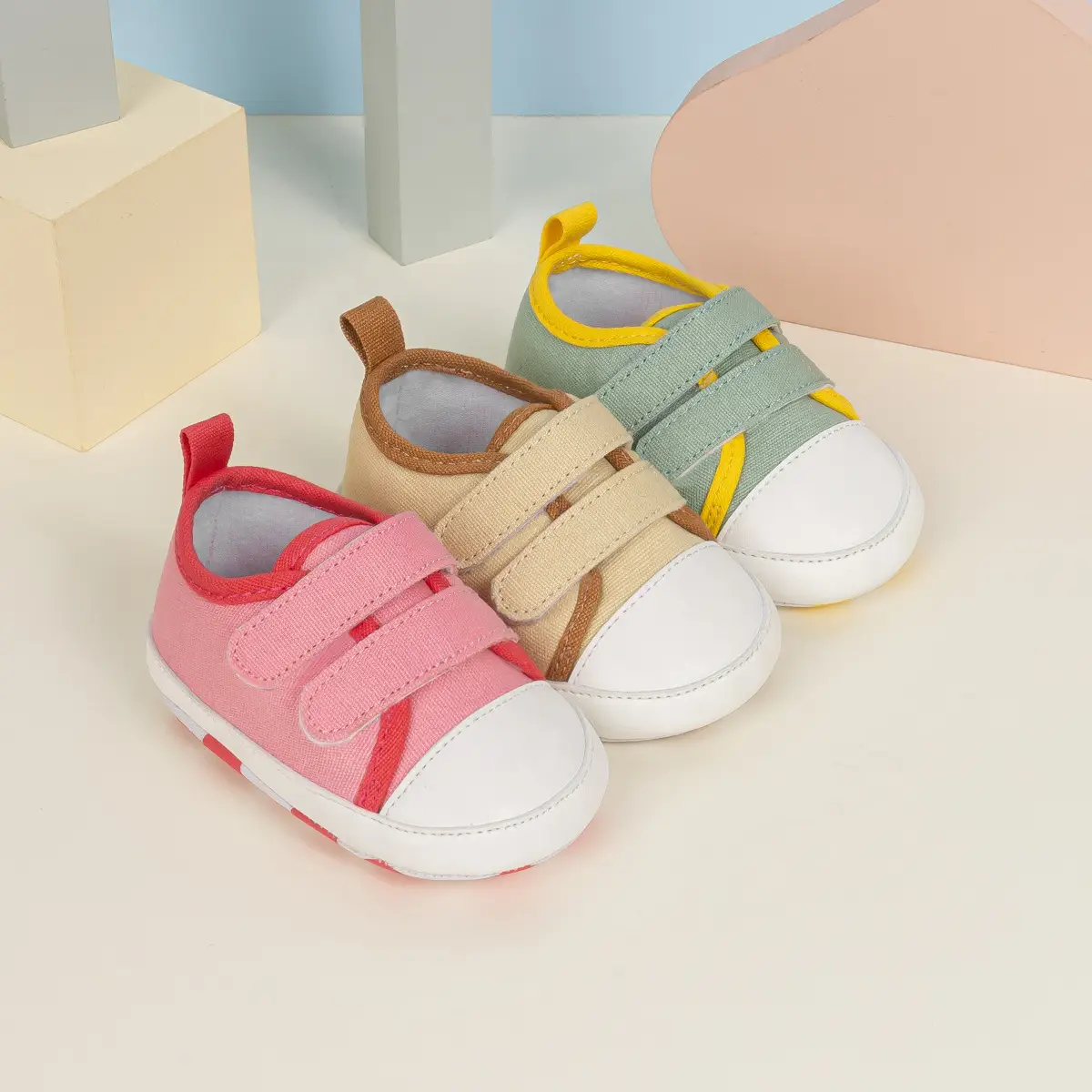 Pink Polka Dot Baby Sneakers with Velcro Closure — feature 16