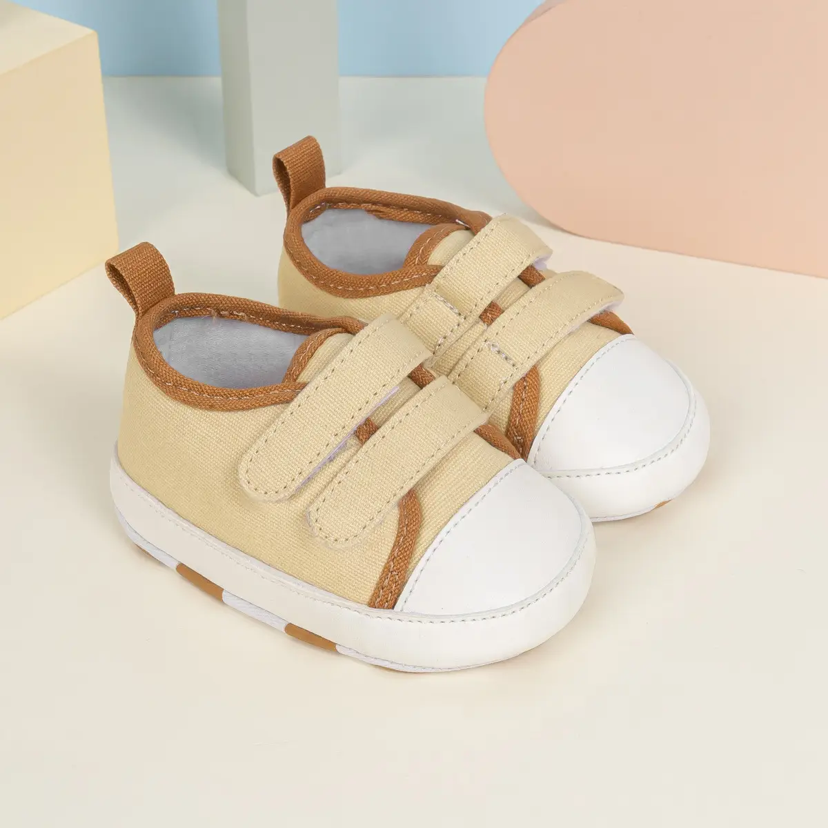 Pink Polka Dot Baby Sneakers with Velcro Closure — feature 8
