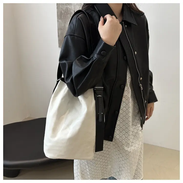 Women's Korean Style Blue Denim Shoulder Bag 2024 — feature 12