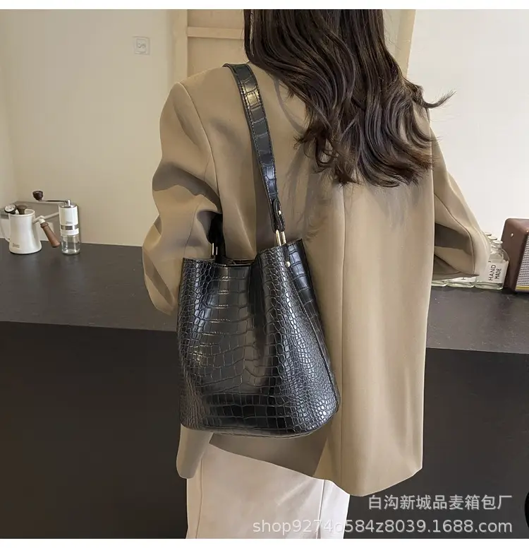 Large Fish Skin Bucket Bag for Women 2026 — feature 17