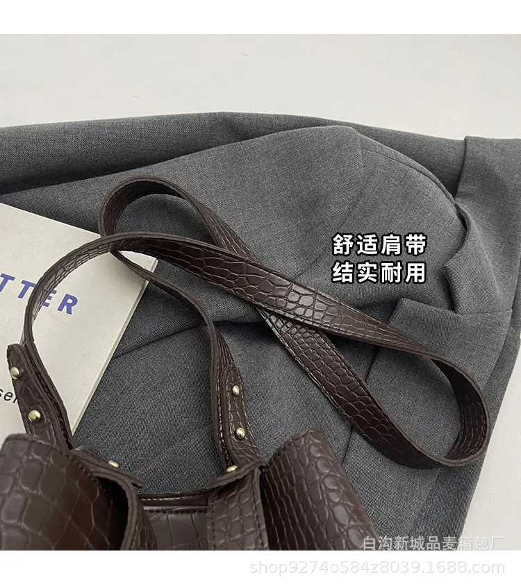 Large Fish Skin Bucket Bag for Women 2026 — feature 6