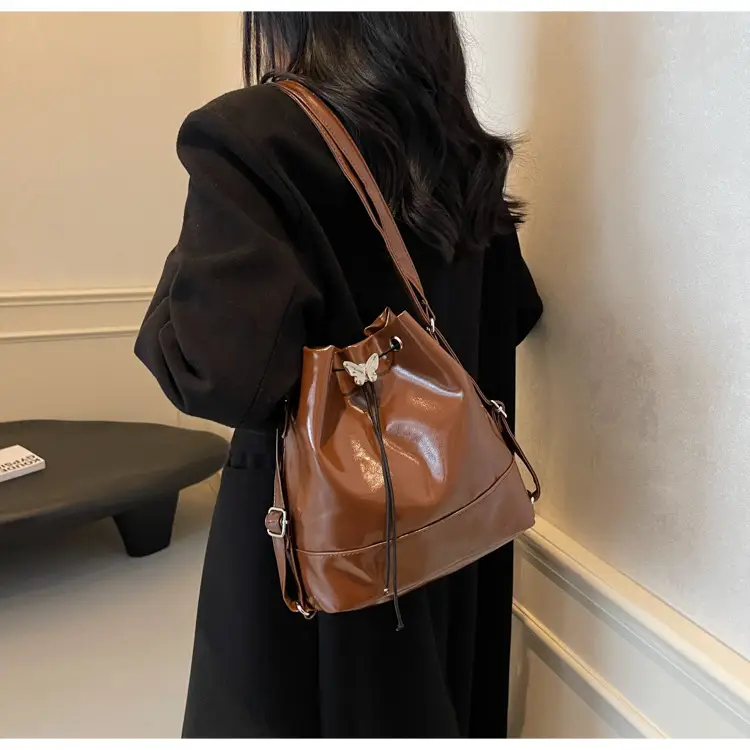 Women's Korean Style Brown Bucket Bag 2024 — feature 15