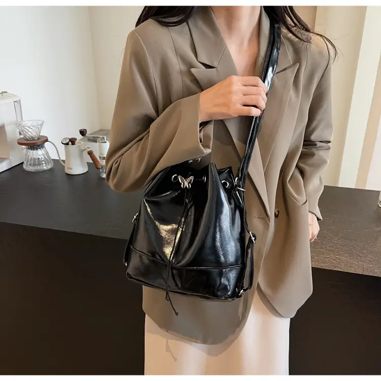 Women's Korean Style Brown Bucket Bag 2024 — feature 24