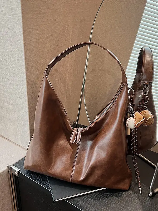 Women's Large Capacity Grey Leather Tote Bag - Image 5