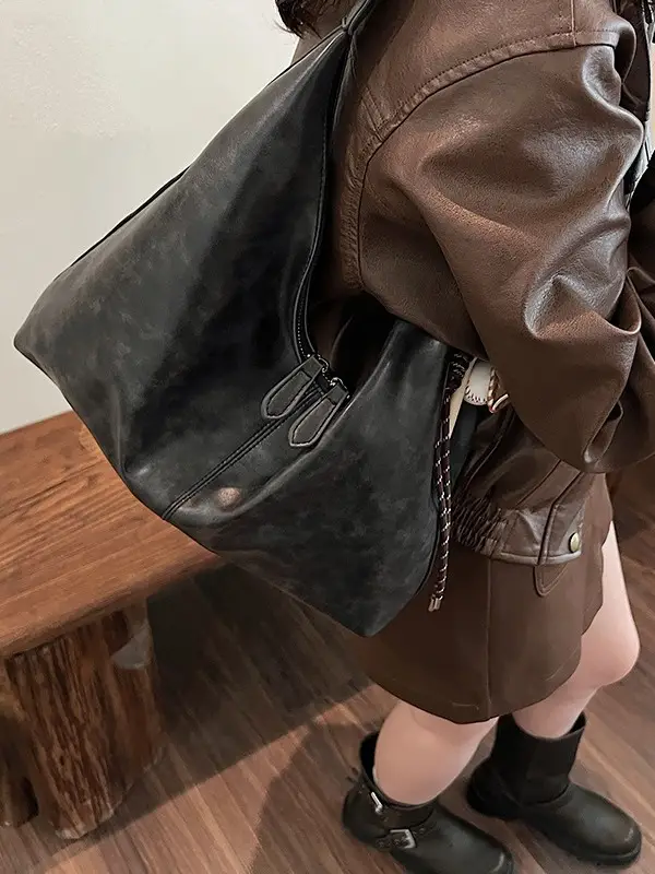 Women's Large Capacity Grey Leather Tote Bag - Image 6