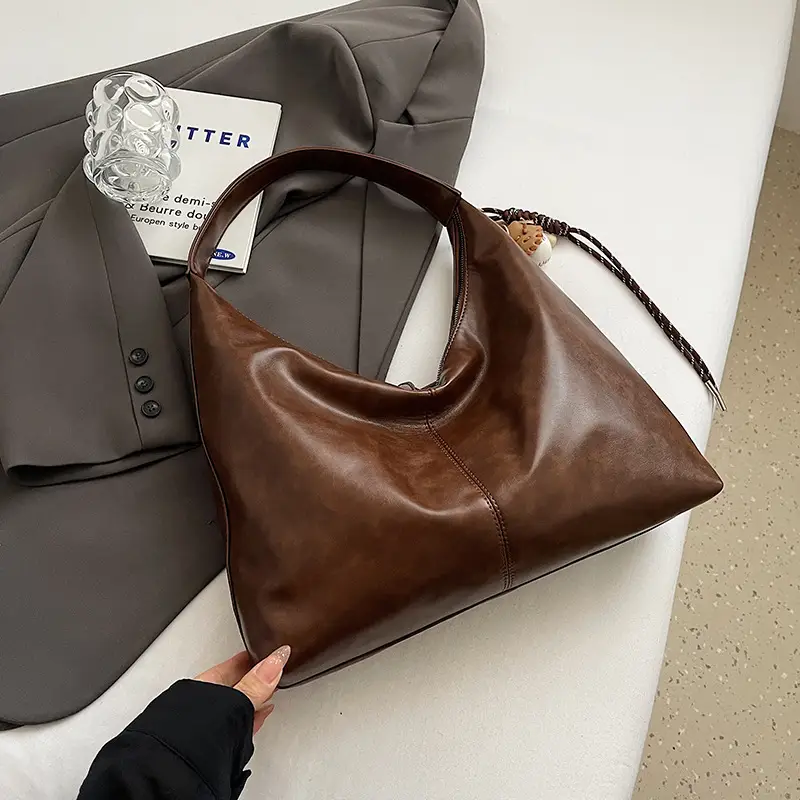 Women's Large Capacity Grey Leather Tote Bag - Image 2