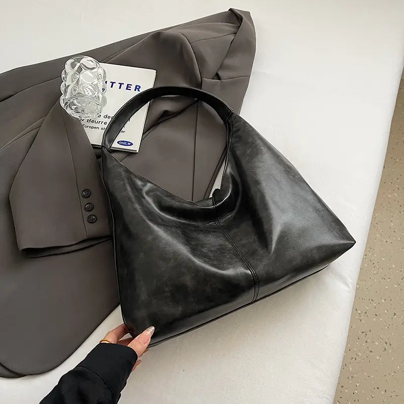 Women's Large Capacity Grey Leather Tote Bag - Image 3