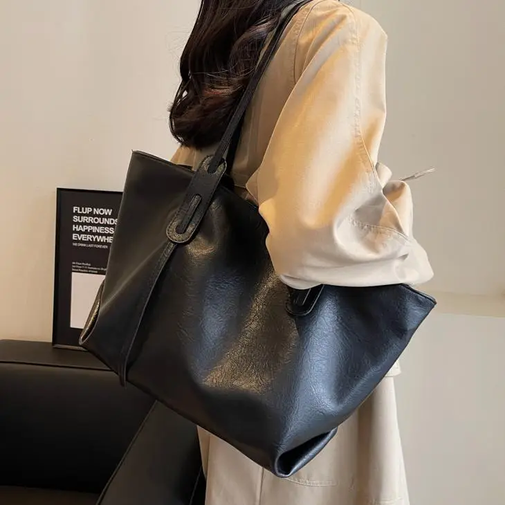 Trendy Brown Soft Shoulder Bag for Women 2026 - Image 7