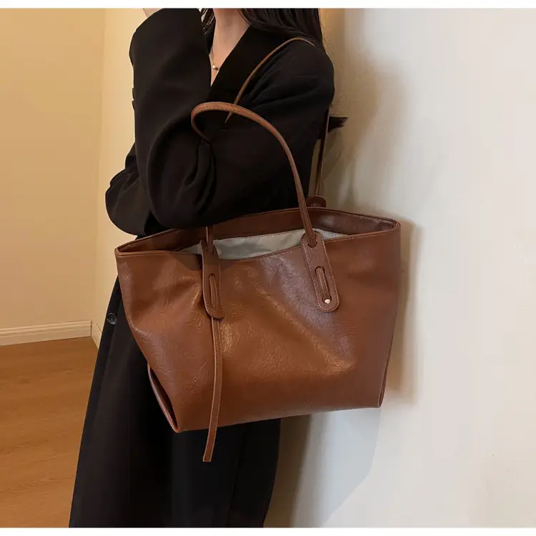Trendy Brown Soft Shoulder Bag for Women 2026 β feature 15