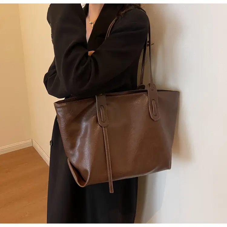 Trendy Brown Soft Shoulder Bag for Women 2026 β feature 20