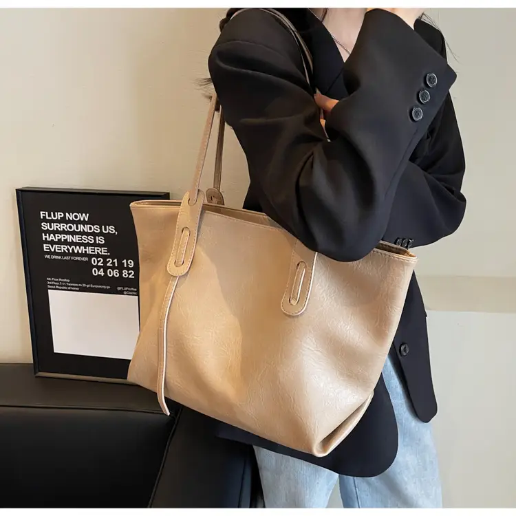 Trendy Brown Soft Shoulder Bag for Women 2026 β feature 25