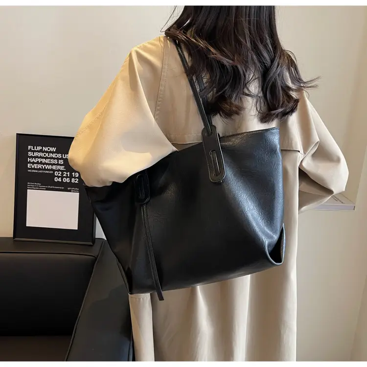 Trendy Brown Soft Shoulder Bag for Women 2026 β feature 26