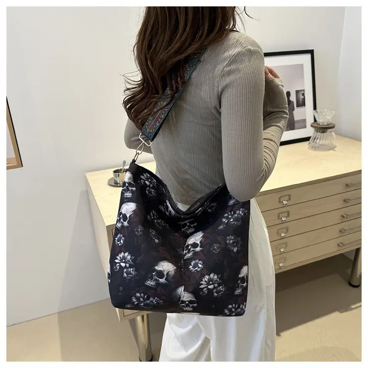 Navy Blue Skull Crossbody Bag Large Capacity — feature 18