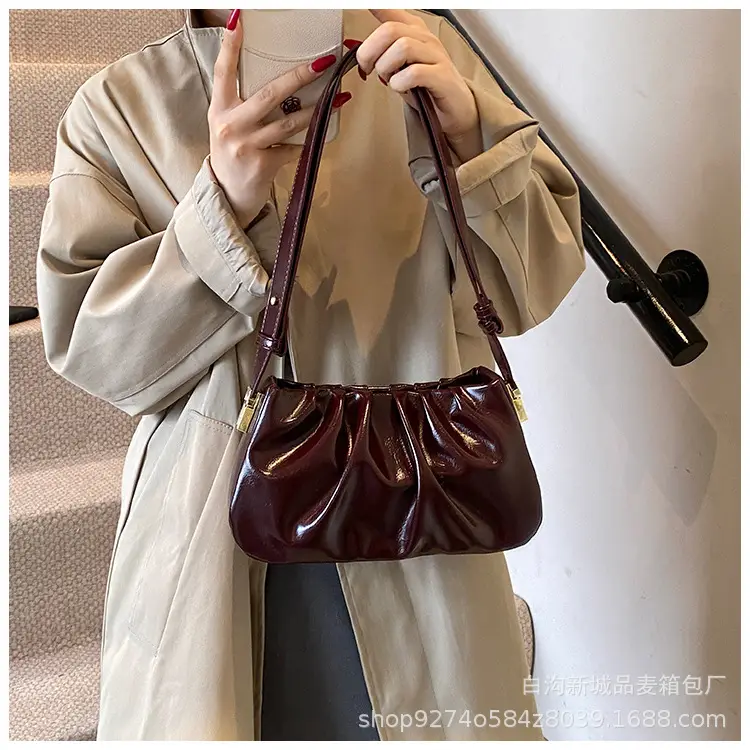 Small Women's Pleated Shoulder Crossbody Bag Solid Color — feature 16