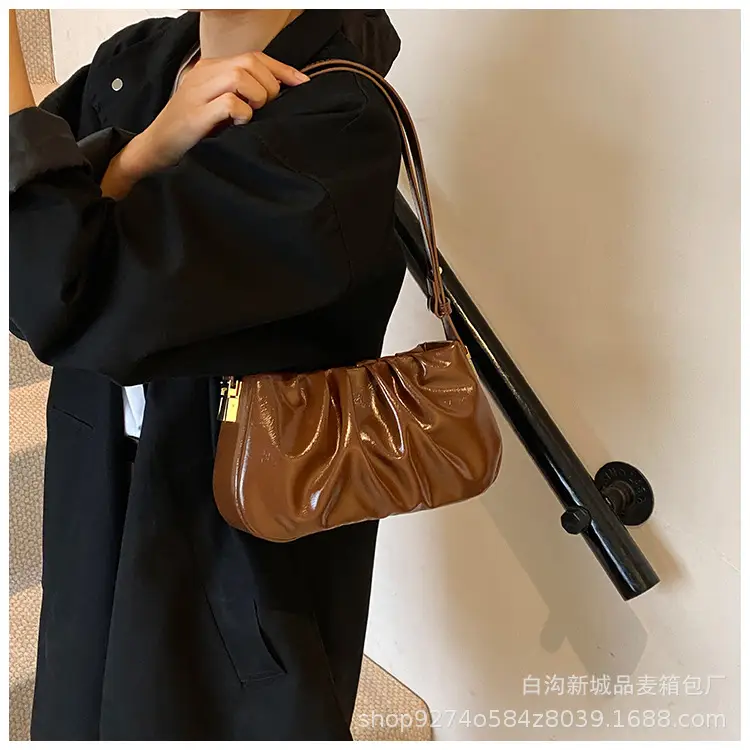 Small Women's Pleated Shoulder Crossbody Bag Solid Color — feature 24