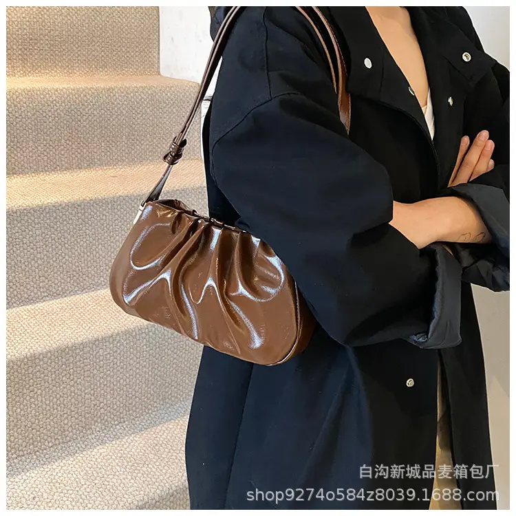 Small Women's Pleated Shoulder Crossbody Bag Solid Color — feature 25