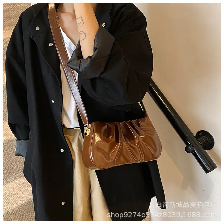 Small Women's Pleated Shoulder Crossbody Bag Solid Color — feature 28