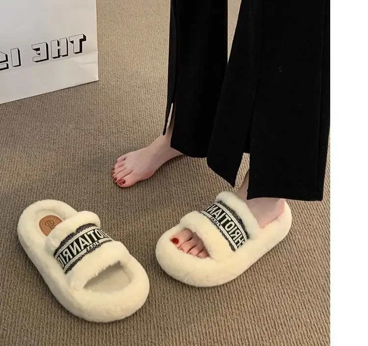 2025 New Autumn and Winter Indoor and Outdoor Home Furry Slippers for Women, Thick-Soled, Non-Slip, Comfortable, Trendy, Casual, Versatile Furry Slippers — feature 14