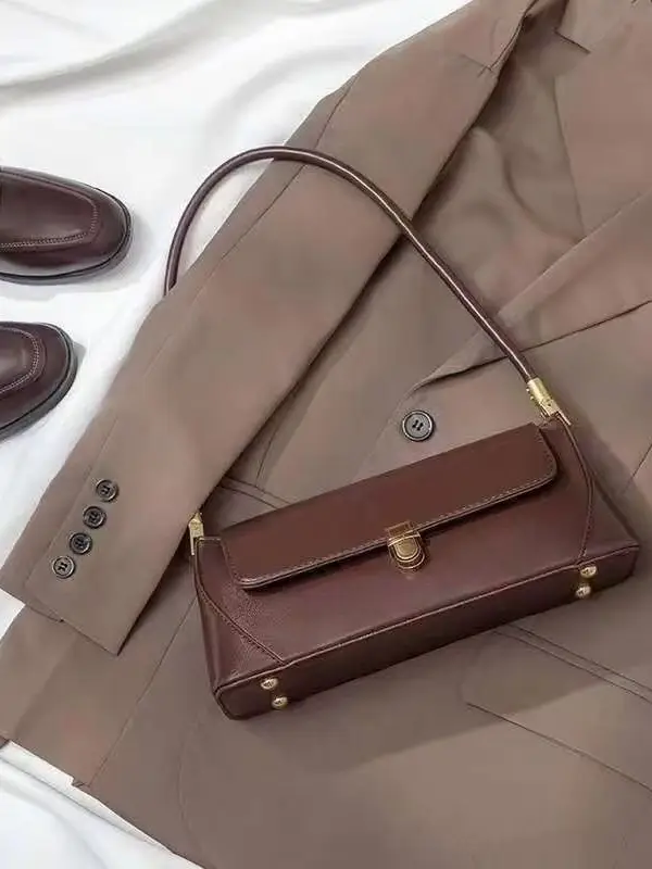2026 Women's Brown Leather Shoulder Bag with Gold Clasp - Image 5
