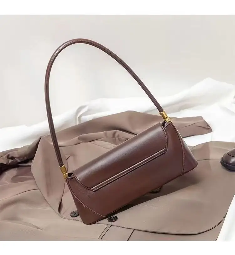 2026 Women's Brown Leather Shoulder Bag with Gold Clasp — feature 18