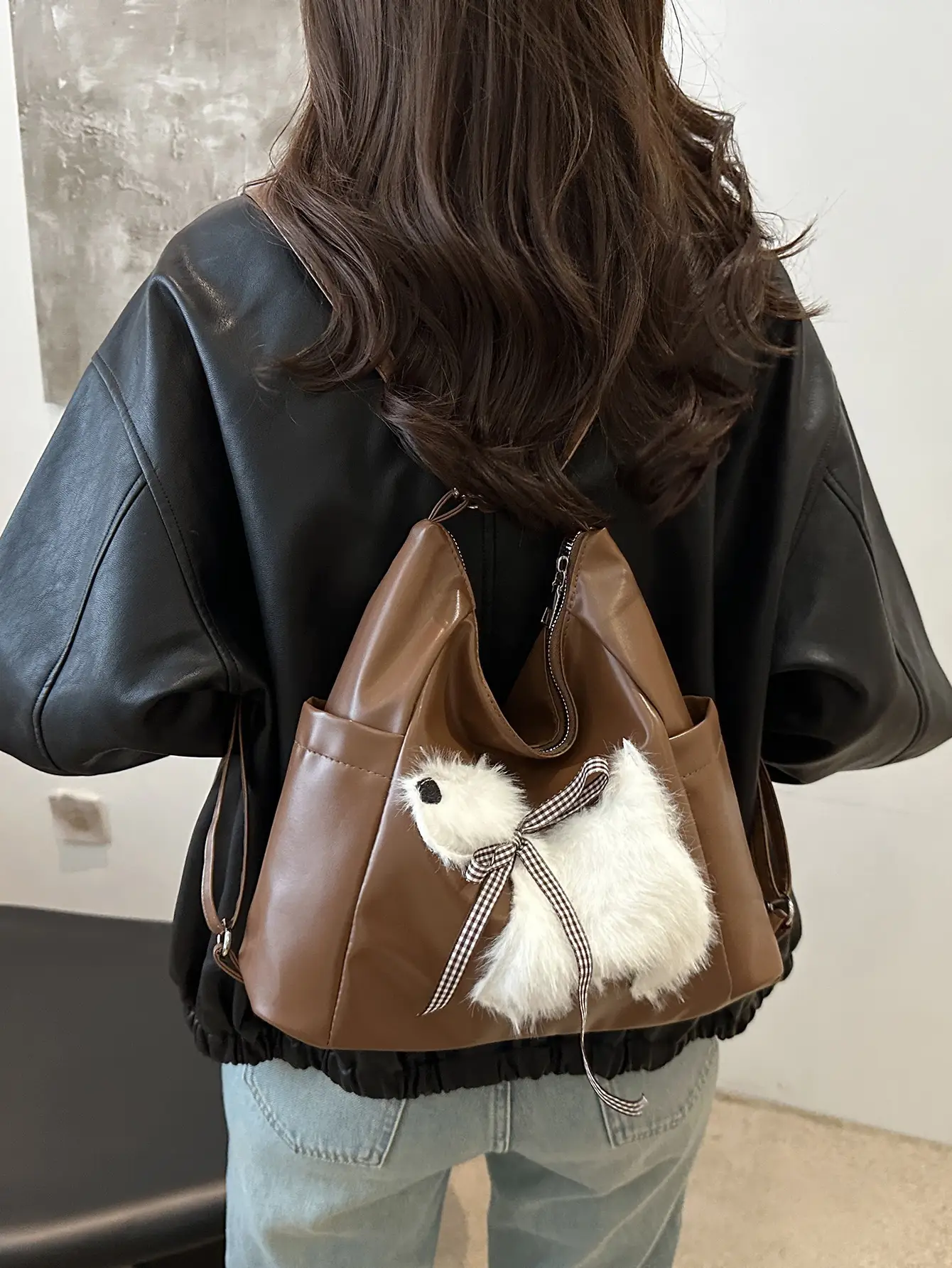 Women's Brown Faux Fur Crossbody Bag with Cute Design - Image 5