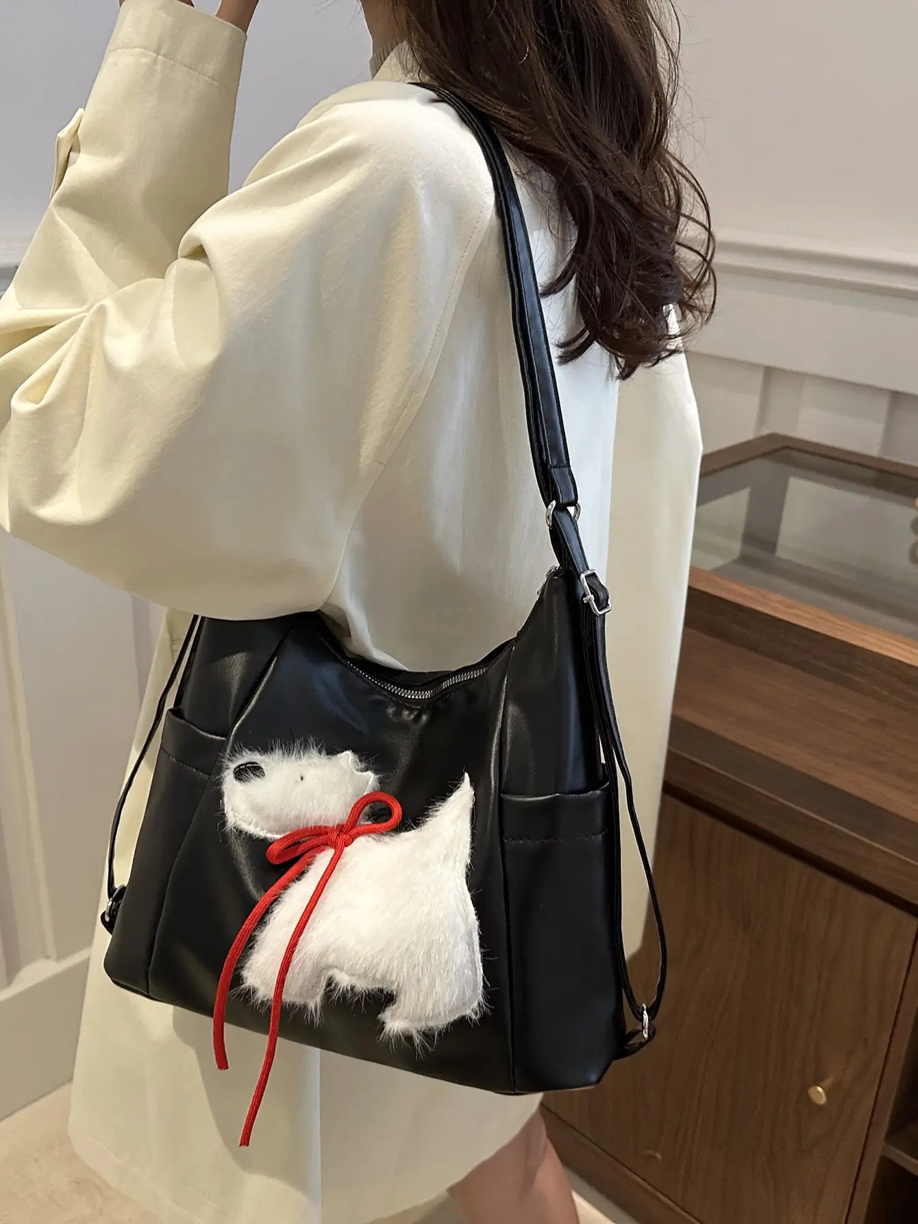 Women's Brown Faux Fur Crossbody Bag with Cute Design - Image 6