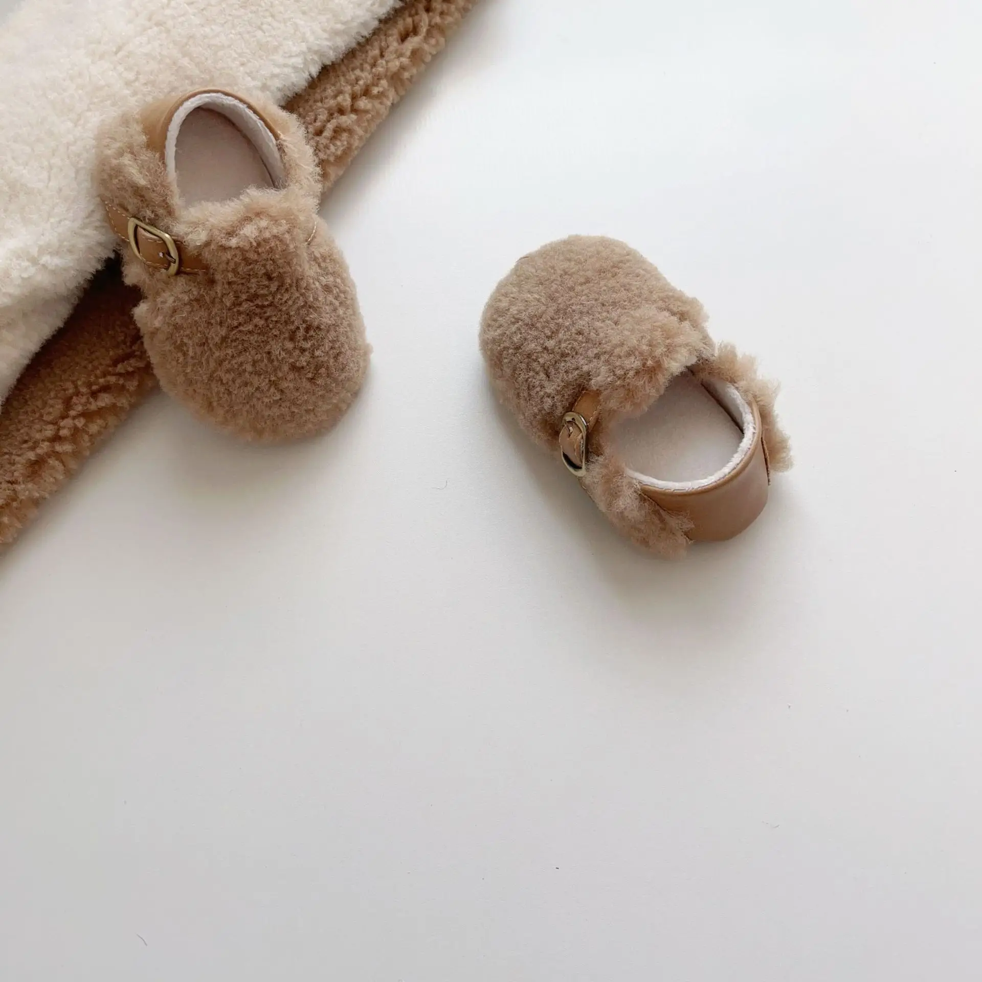 Winter Plush Fur Baby Shoes for Men Women Non-Slip Velcro