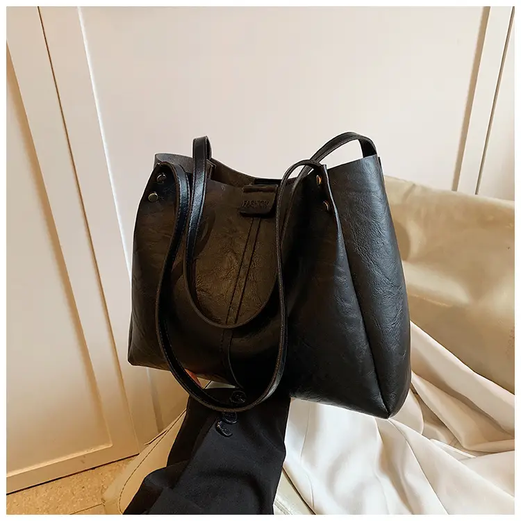 Brown Leather Retro Commuter Tote Bag 2024 — feature 22
