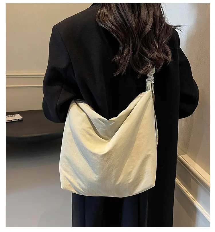 Pink Korean Style Shoulder Bag with Ruffled Strap — feature 1