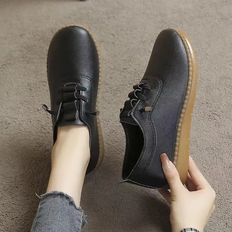 Women's 2025 new fashion soft leather soft bottom flat shoes shoes casual small leather shoes mother shoes manufacturers wholesale — feature 7