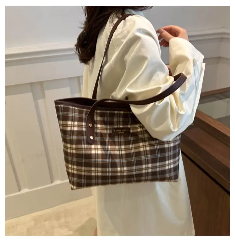 Cross-Border Plaid Shoulder Bag Women 2024 New Commuter Large Capacity — feature 15