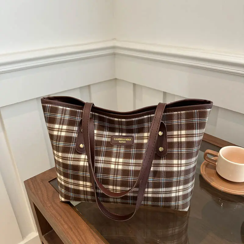 Cross-Border Plaid Shoulder Bag Women 2024 New Commuter Large Capacity - Image 2