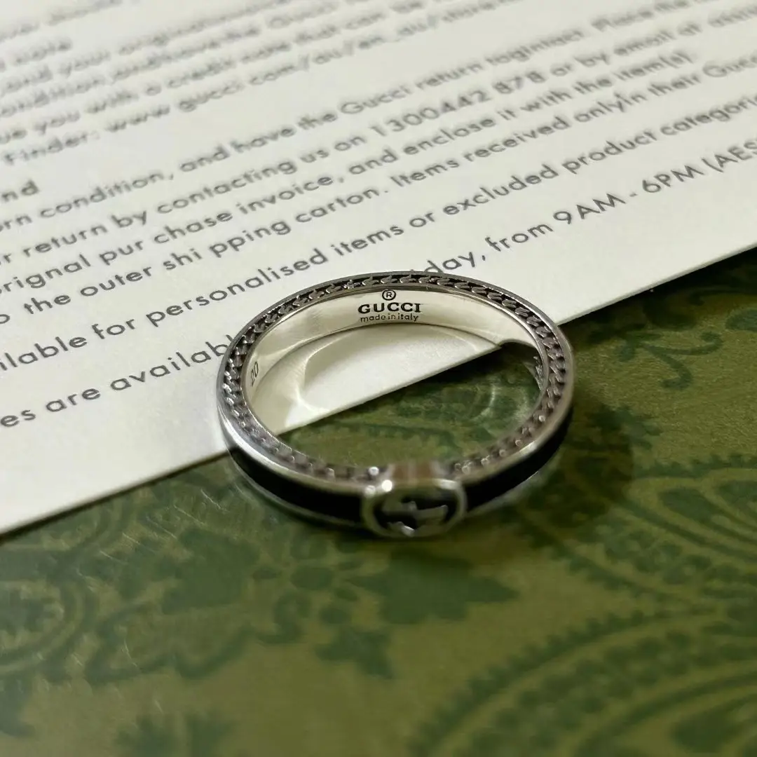 925 Silver Ancient Narrow Ring with Black Enamel Double G - Image 3