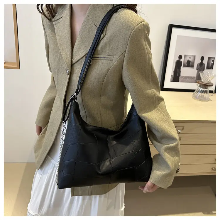 Brown Large Capacity Backshoulder Tote Bag — feature 11