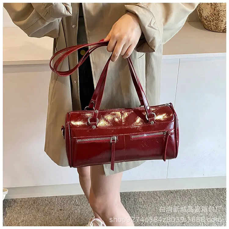 Women's Brown Leather Shoulder Bag Boston Style 2026 — feature 14