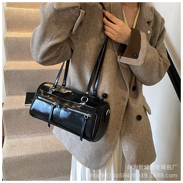 Women's Brown Leather Shoulder Bag Boston Style 2026 — feature 20