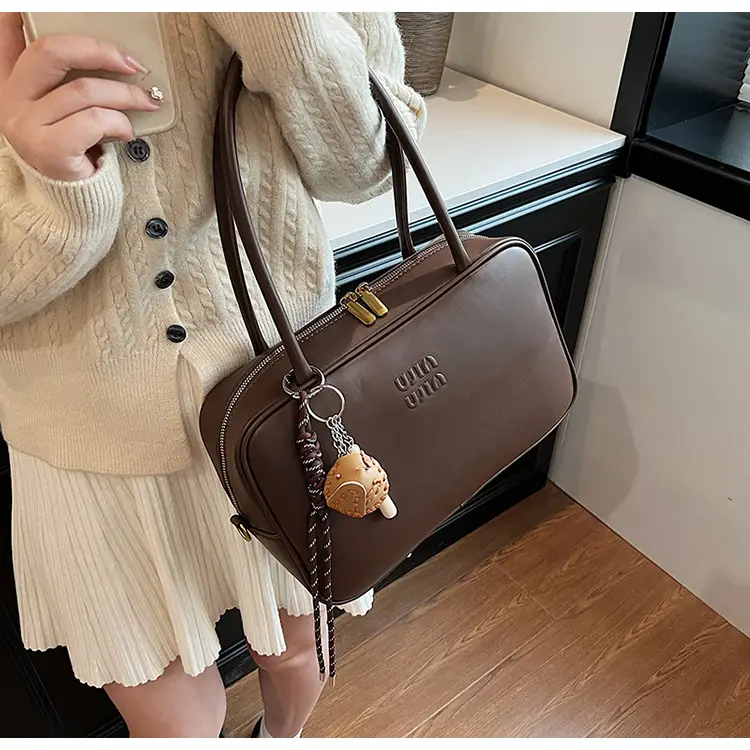 2026 New Fashion Niche Bowling Briefcase Large-Capacity Commuter Handbag High-End Shoulder Crossbody Bag — feature 27
