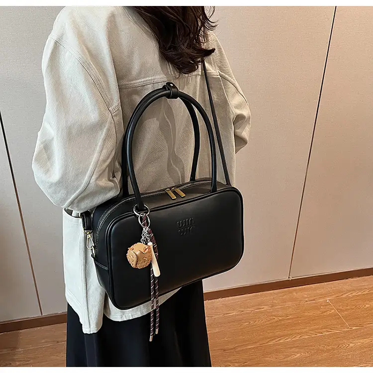 2026 New Fashion Niche Bowling Briefcase Large-Capacity Commuter Handbag High-End Shoulder Crossbody Bag — feature 35