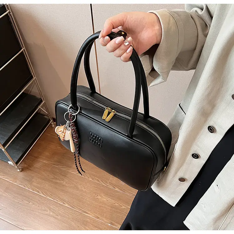 2026 New Fashion Niche Bowling Briefcase Large-Capacity Commuter Handbag High-End Shoulder Crossbody Bag — feature 36