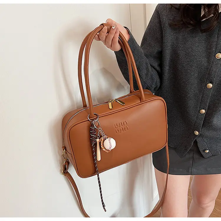2026 New Fashion Niche Bowling Briefcase Large-Capacity Commuter Handbag High-End Shoulder Crossbody Bag — feature 40