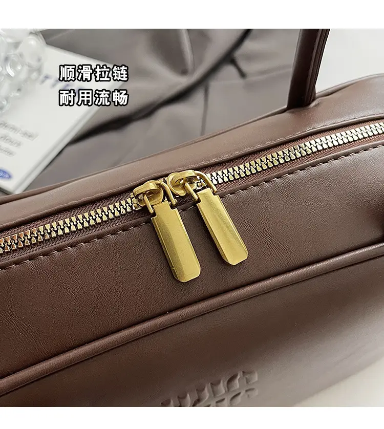 2026 New Fashion Niche Bowling Briefcase Large-Capacity Commuter Handbag High-End Shoulder Crossbody Bag — feature 8