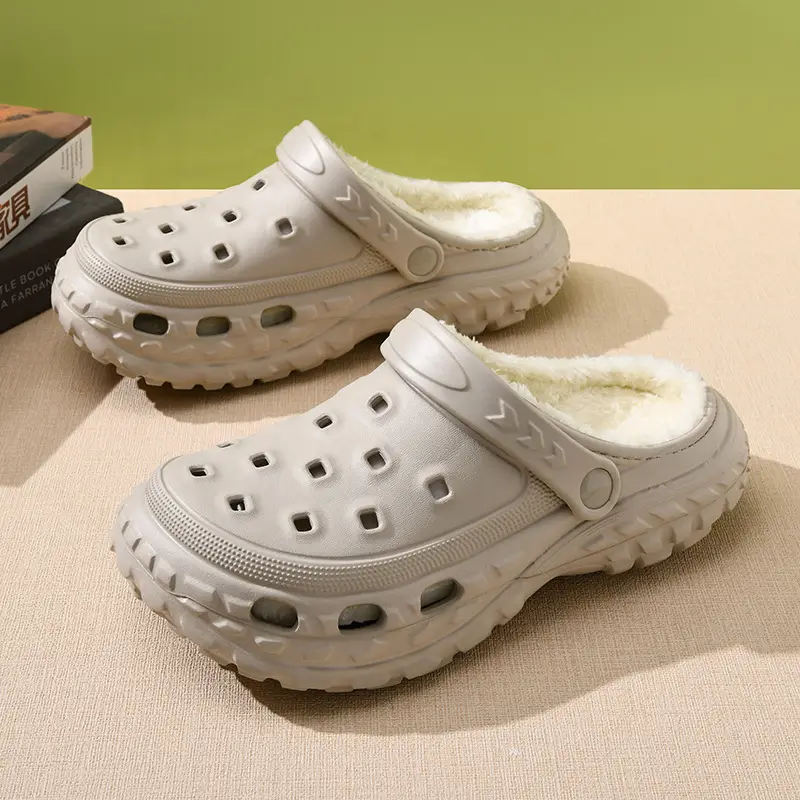 One-Piece Drop-Shipping Autumn and Winter Cotton Slippers for Women, Fleece-Lined, Height-Increasing, Home-Use Clogs, Outdoor Non-Slip Warm Slippers for Men - Image 2